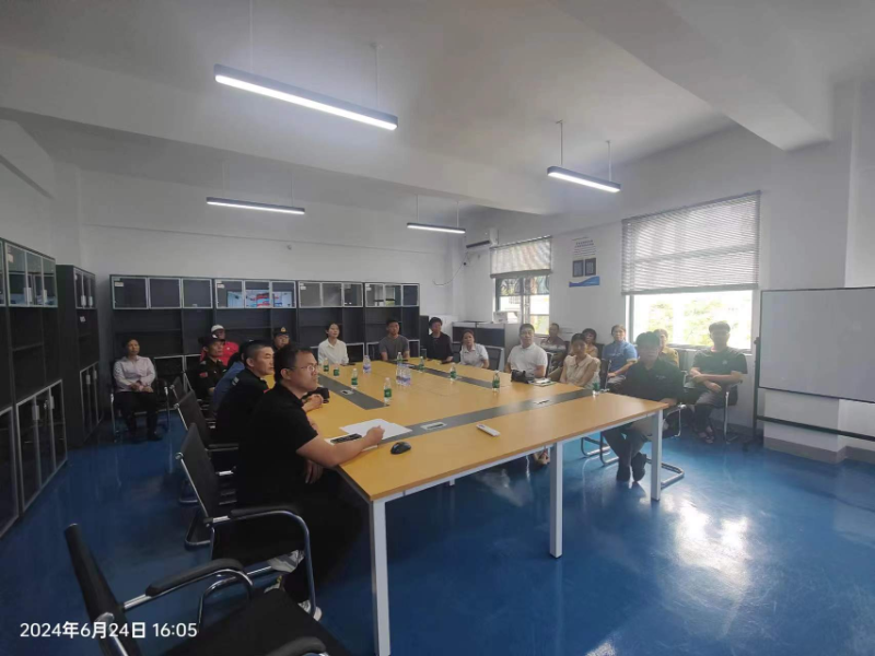 海南省深海技术创新中心深海技术装备综合试验与检测中心安全生产月消防应急演习1.png